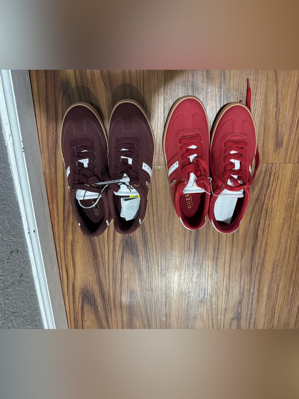 Guess Kids Dual-Pair Sneakers in Red and Burgundy